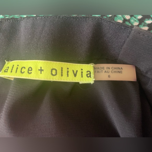 Alice + Olivia gorgeous bright pleated maxi - Picture 4 of 4